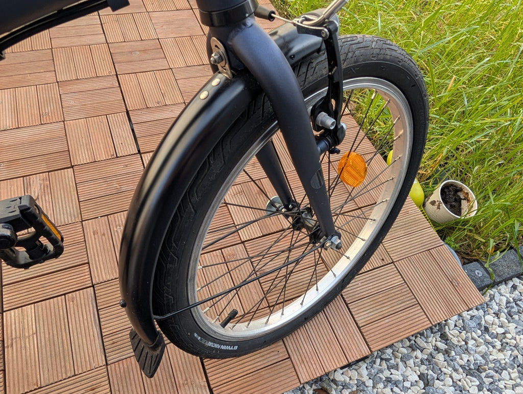 Decathlon B'TWIN Tilt 500 Folding Bike – Blue – Excellent Condition