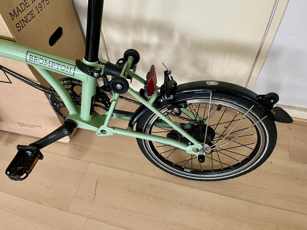 Brompton C Line Explore, 6-Speed, Matcha Green, Black Ed, Mid Handlebar 2025