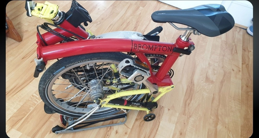 Brompton M6R 2003, Classic, Red & Yellow six-speed with rack