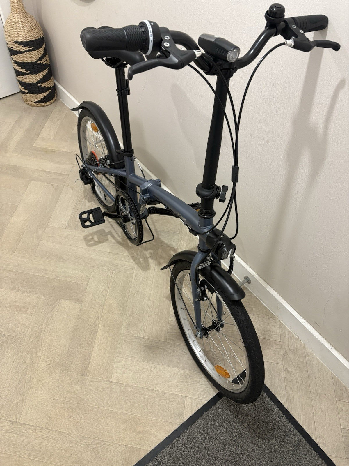 BTWIN Folding Bike 120 Blue/Grey RRP £279.99