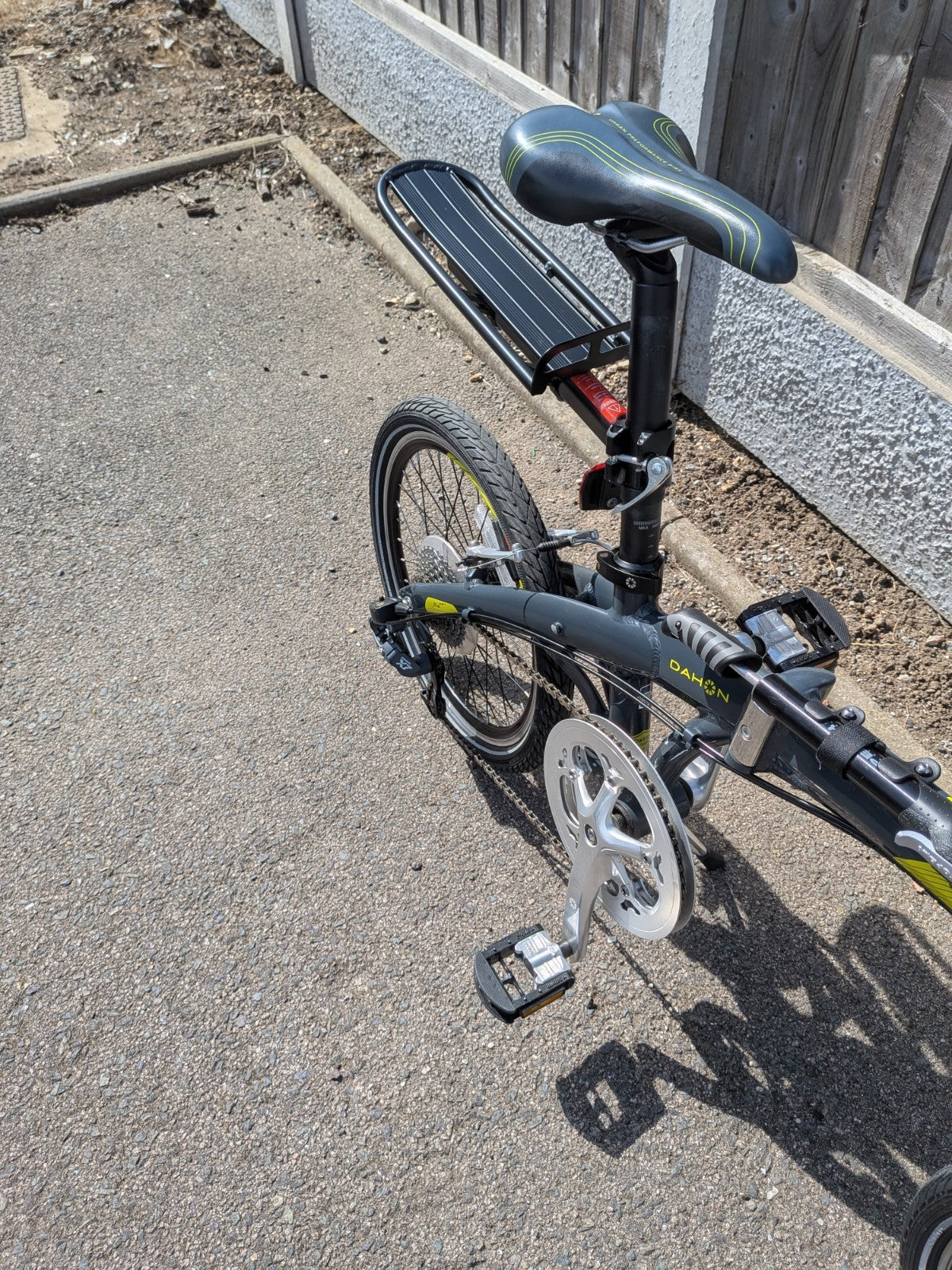 Dahon Mu P27 Folding Bicycle, 27 Gears,20" Wheels,Carry Bag. Warehouse Find.L@@K
