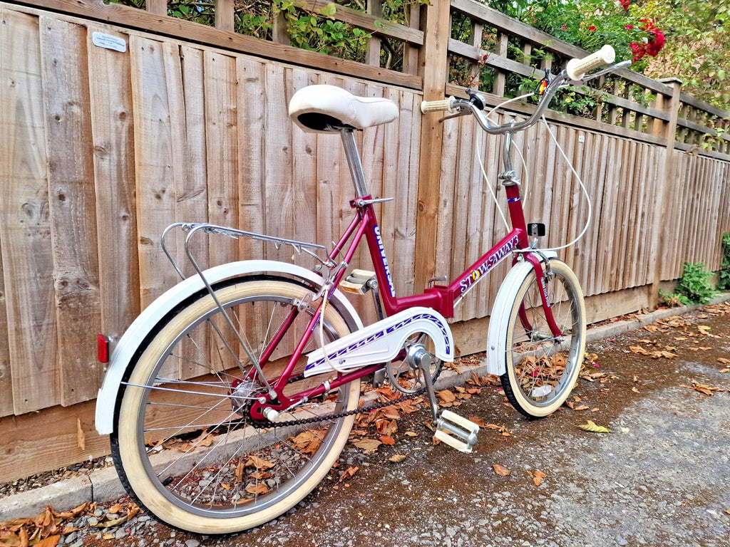 UNIVERSAL STOWAWAY 3 Vintage Folding Burgundy Bike, 3 speed. 20’ wheels,PRESTINE