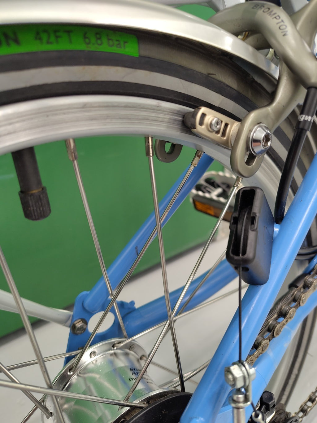 Brompton C Line Explore M6R rack mudguards six gears medium Only test ridden