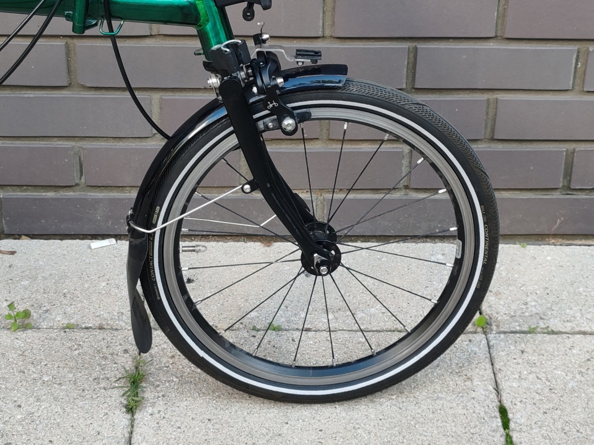 Brompton P Line 4 Speed 2023 – Emerald Green Lacquer High Handlebar Lightweight