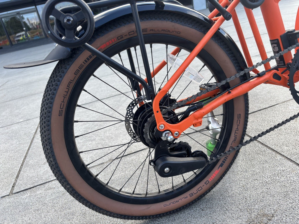 Brompton G Line 8-Speed Orange w/ mudguards and rack