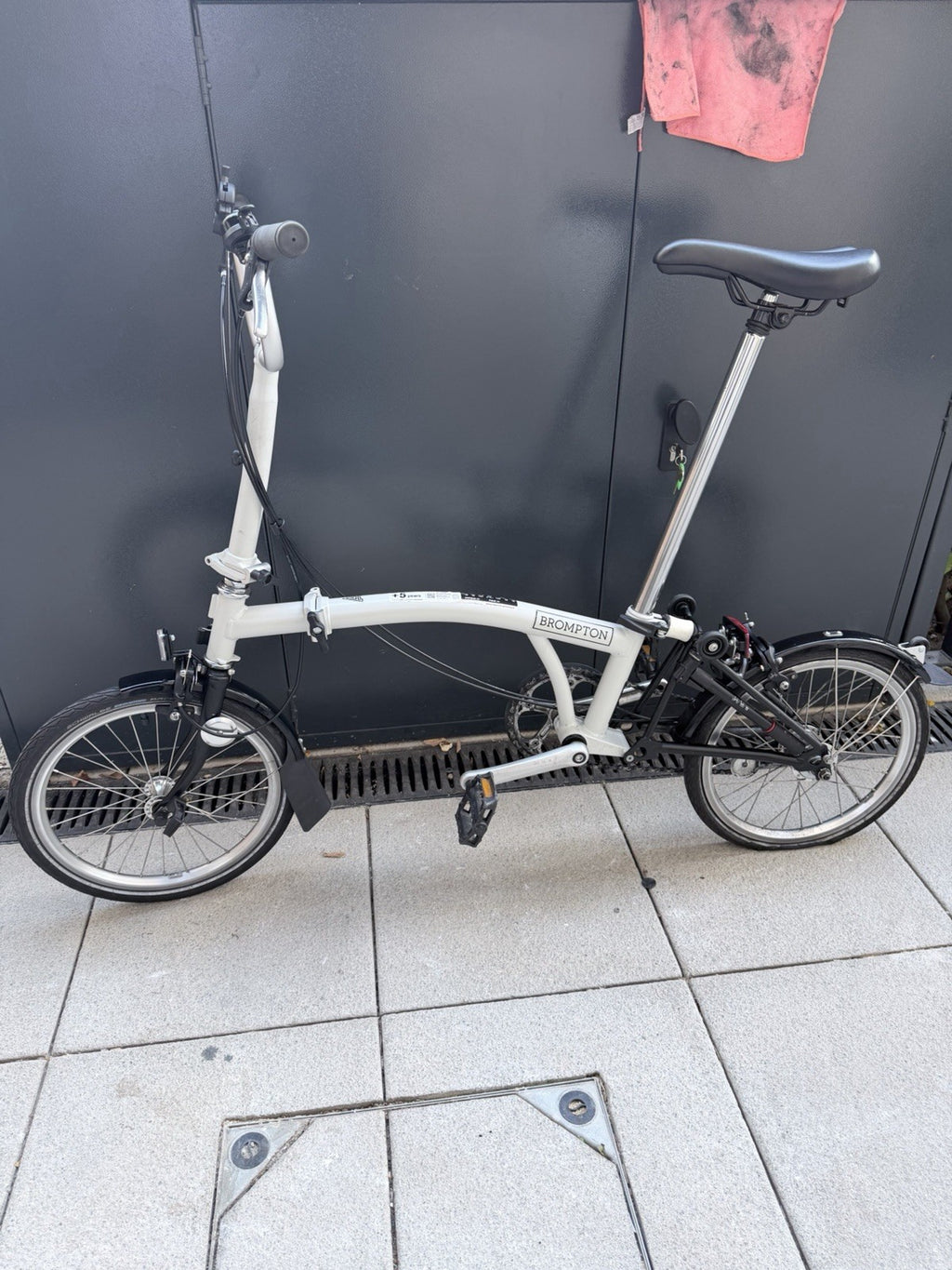 Brompton Folding Bike - A Line 3-speed - White 2024 Model