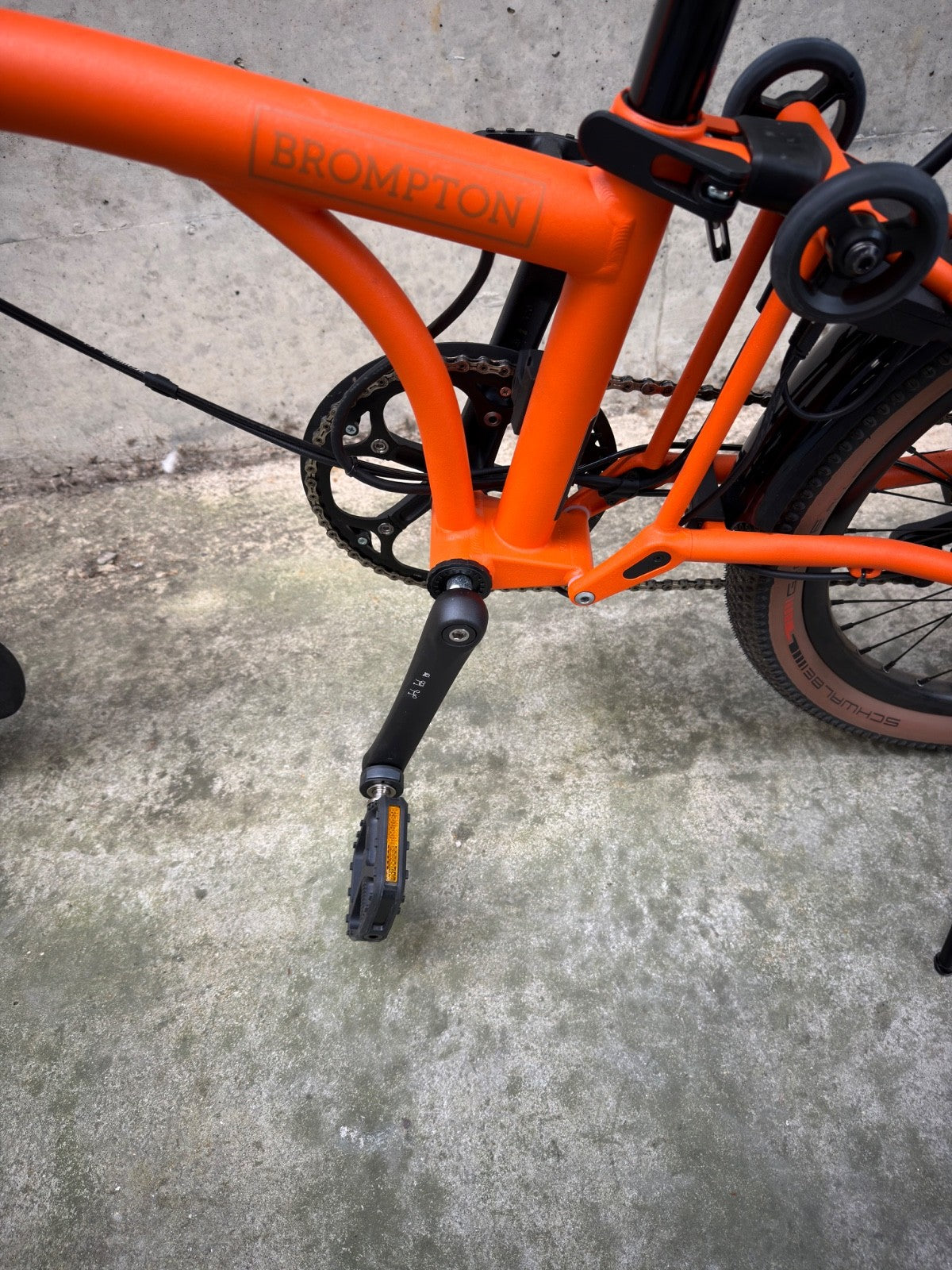 Brompton G Line - 4 SPEED  and extras package Size Large - Adventure Orange