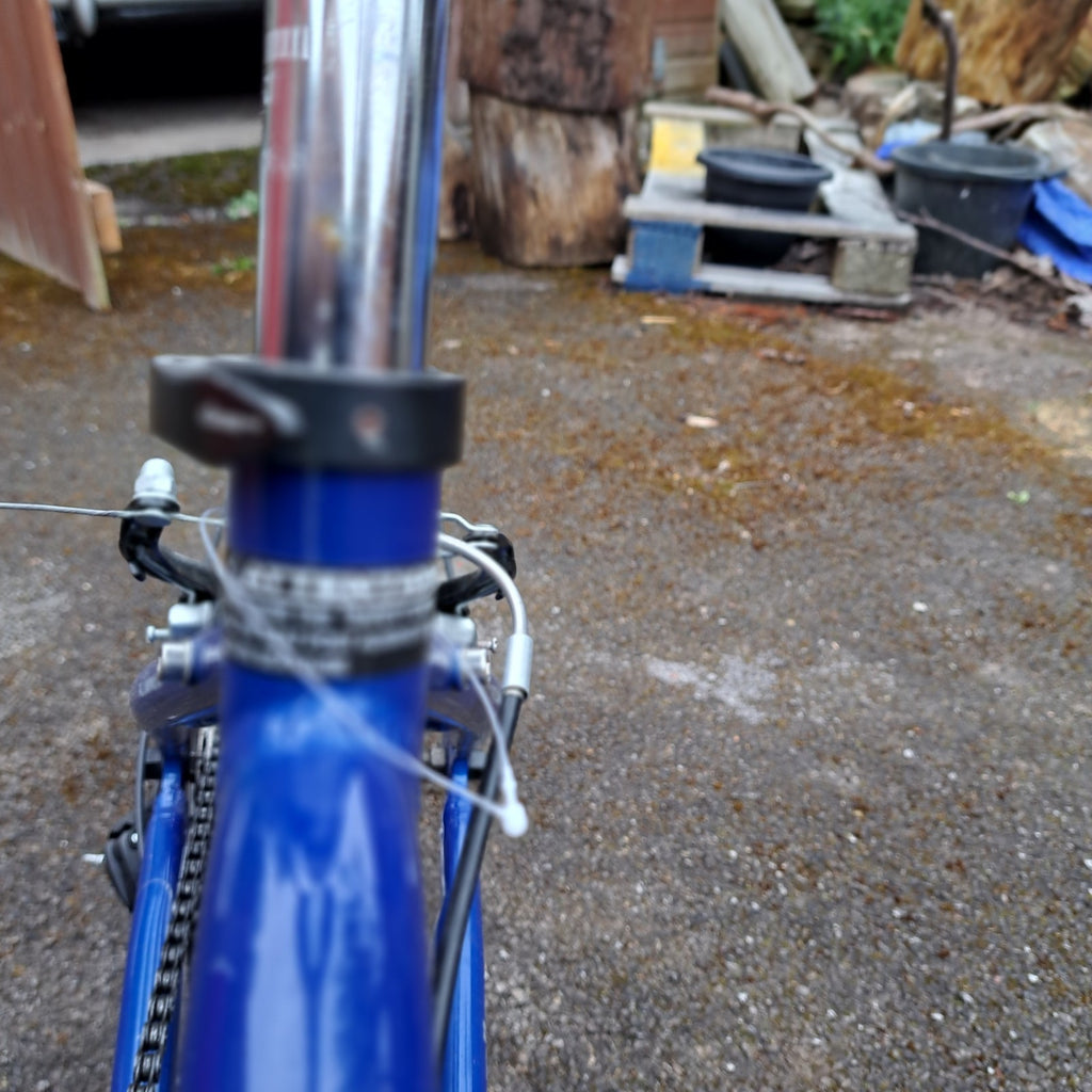 20" wheeled folding bikes for adults used Apollo Luck. commuter.