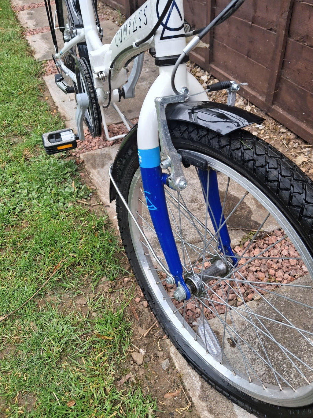 Compass Folding Bikes 20" Blue White 6 Speed Shimano V-Brake Mudguards Rack