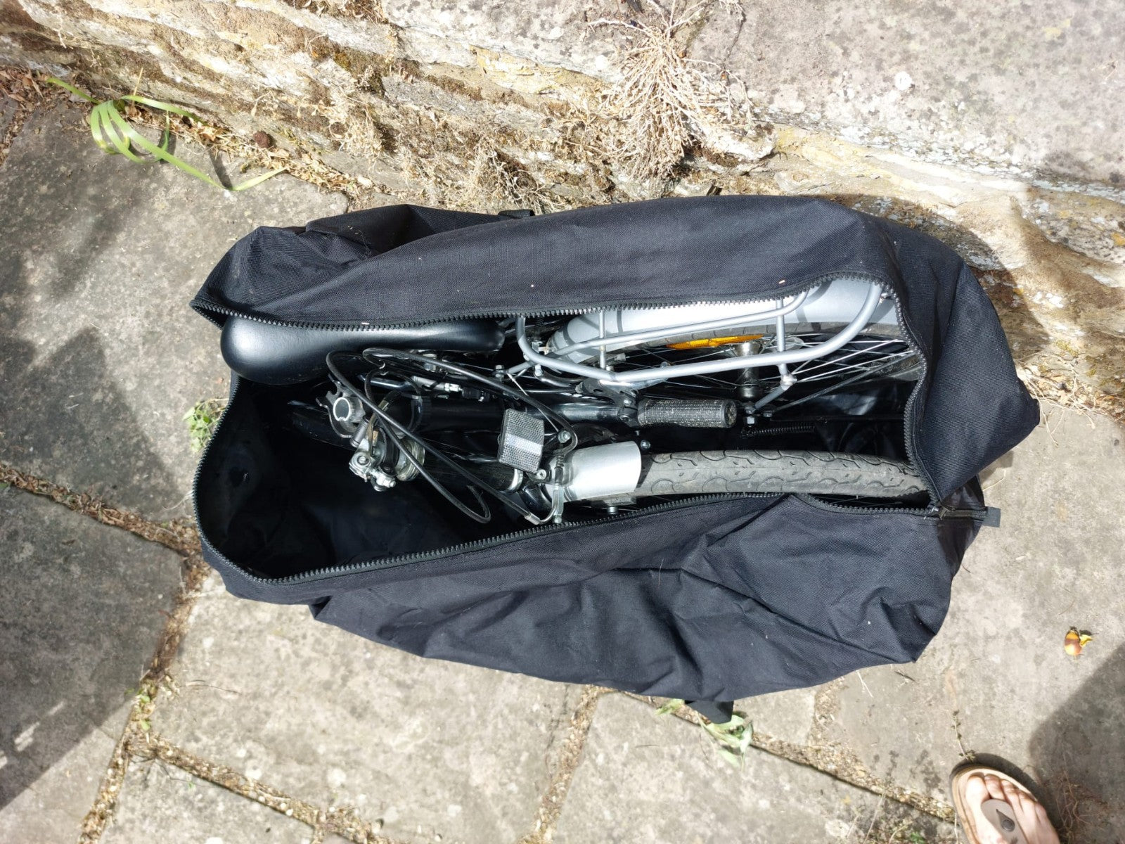 Venturax Stowaway Folding Bike 20" Wheels 6 Gears Collection Only  All Working