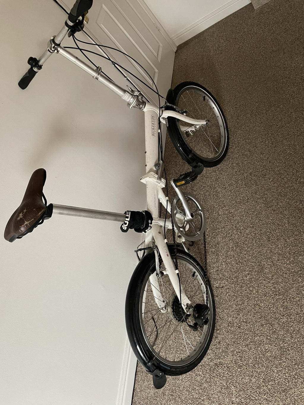 Bickerton Junction 1607 Foldable Bike White 20 Inch Wheels Great Condition
