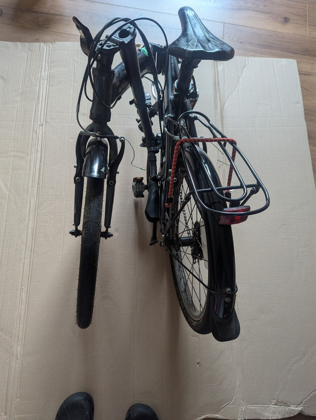 Folding bike Adventure Snicket with adjustable seat height and 7 speed
