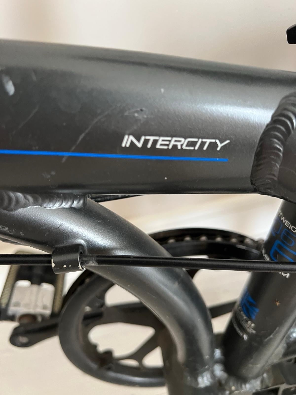 Carrera Intercity 20in Folding Bike Aluminium 8-Speed Grip Shifter Black/Blue