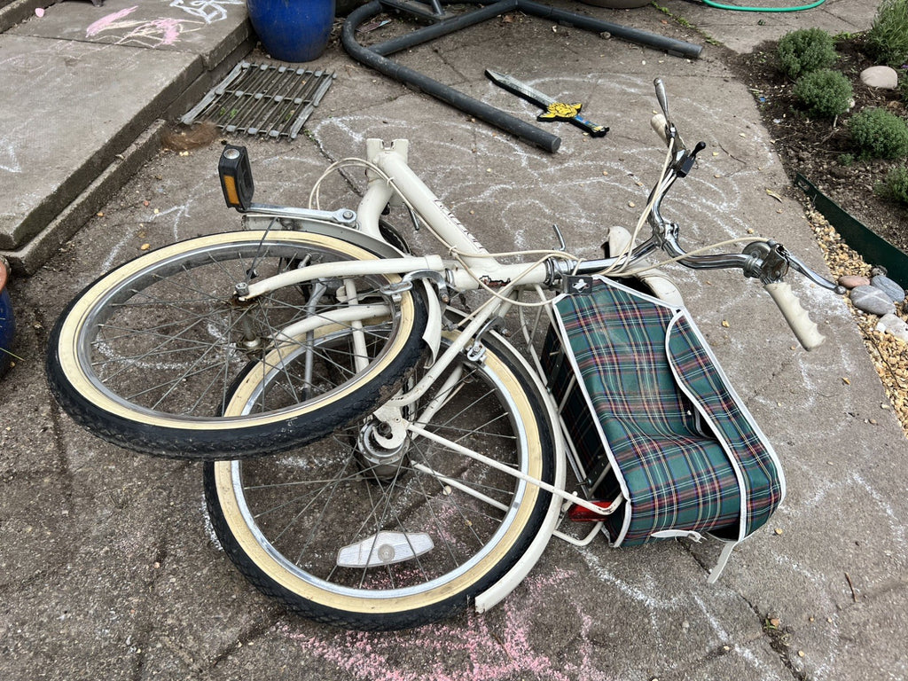 Raleigh Compact Folding Bike. 20" Wheels. Retro, Vintage.