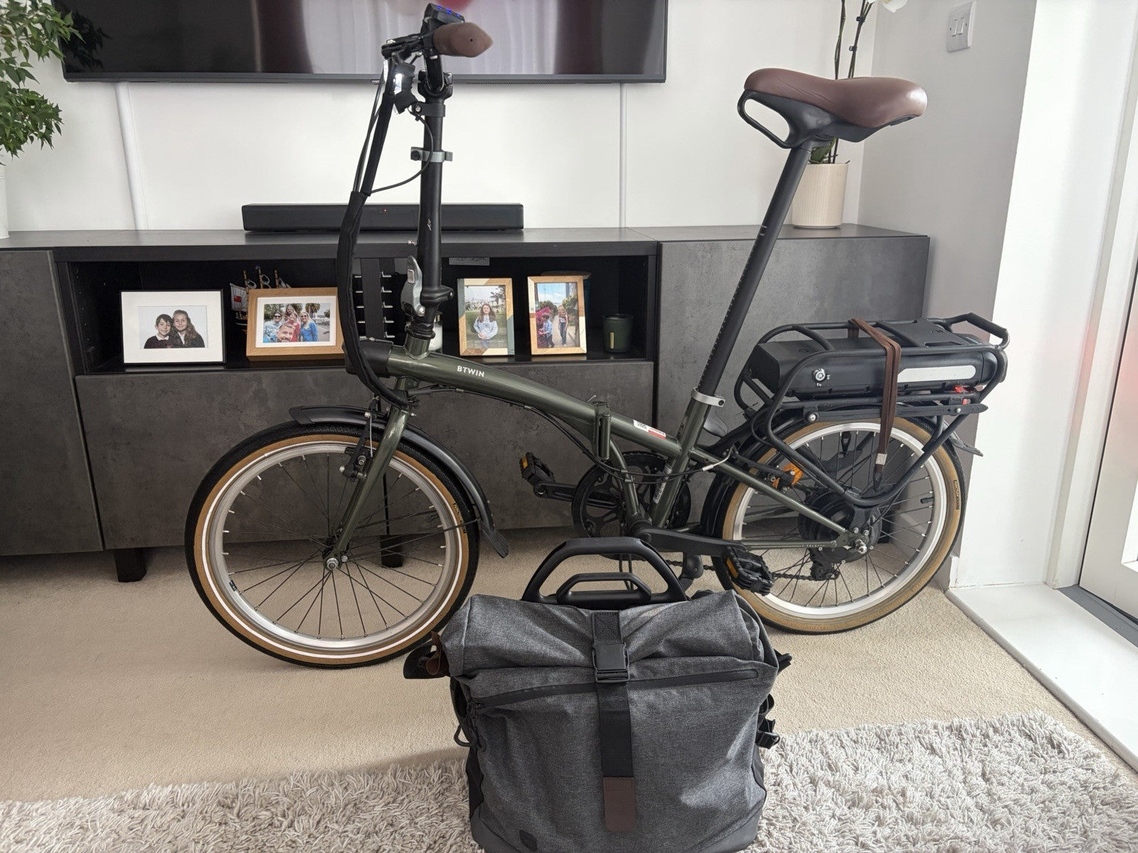 B’TWIN E-FOLD 500-GREEN FOLDING BICYCLE 20" WITH FRONT BAG