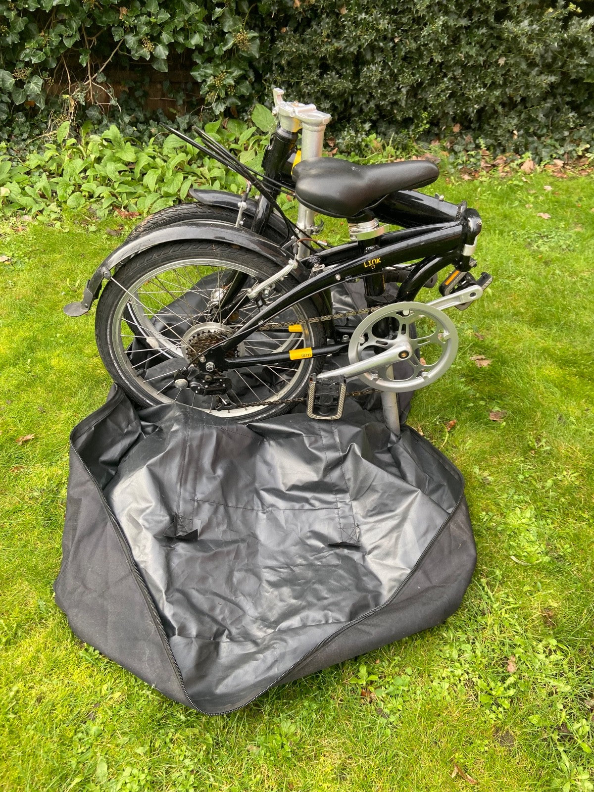 Tern Link C7 folding bike
