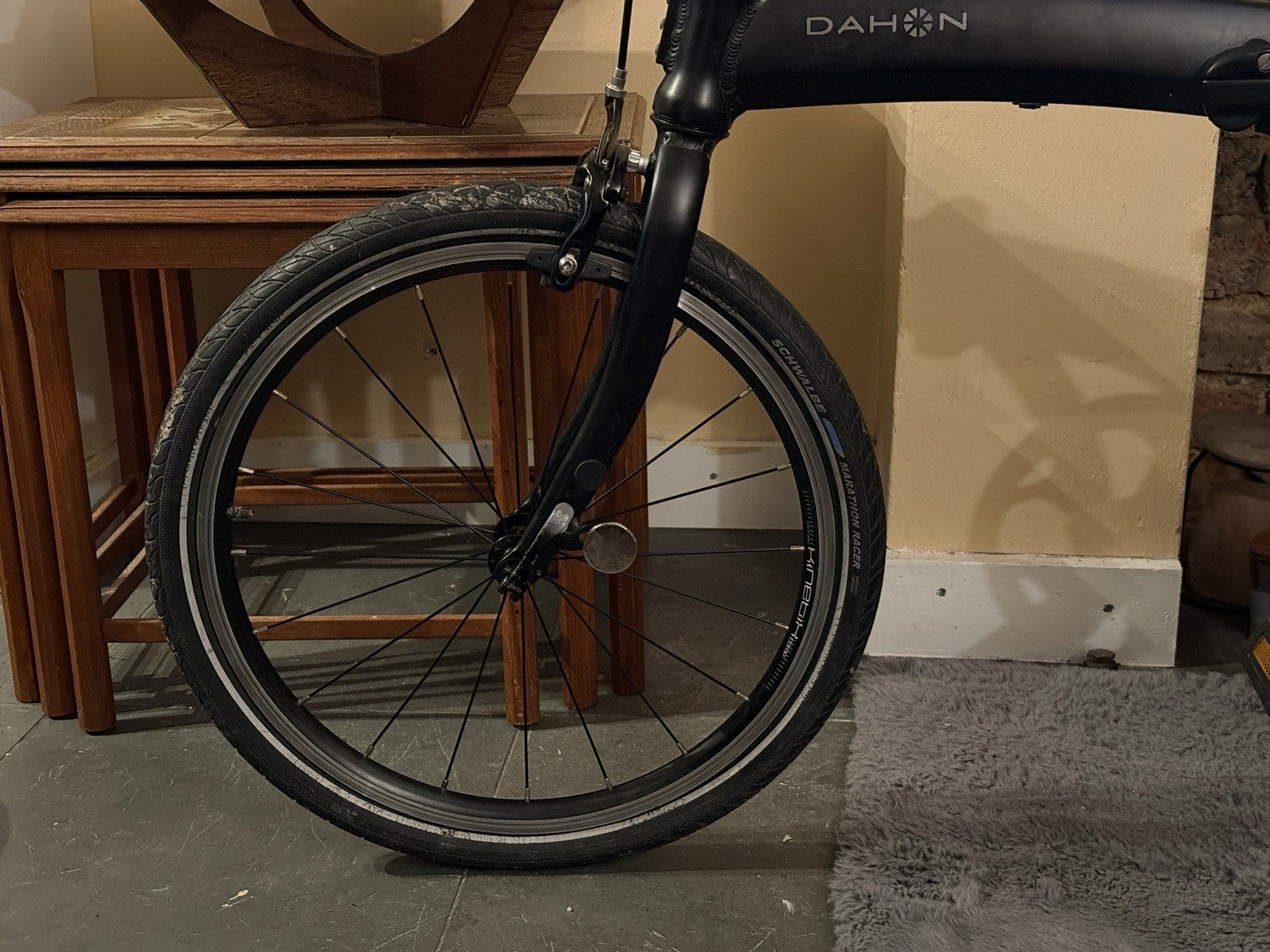 Dahon Mu Uno folding bike - Black, Single Speed - Aluminium