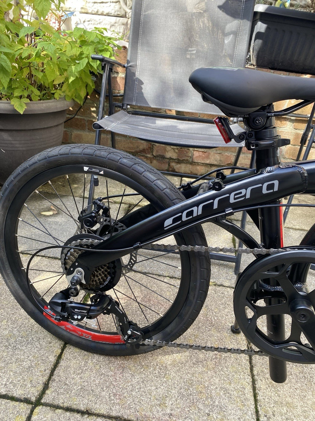 Carrera Inner City Folding Bike 20 Inch Wheels 7 Speed