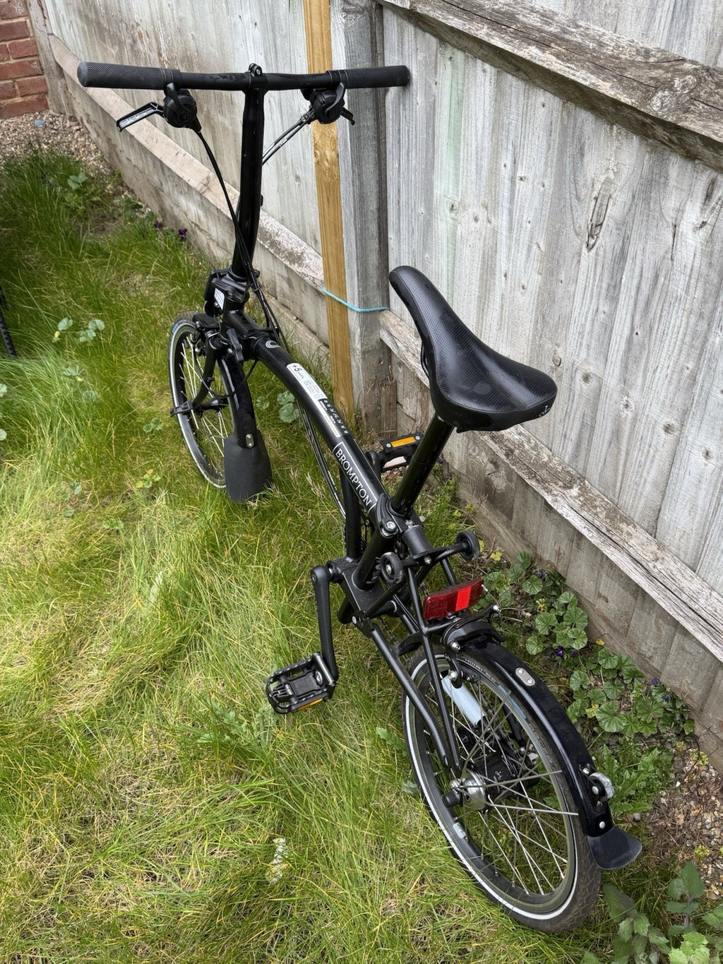Brompton Folding Bike C Line Explore 6- Speed Low Bar Black Excellent Condition
