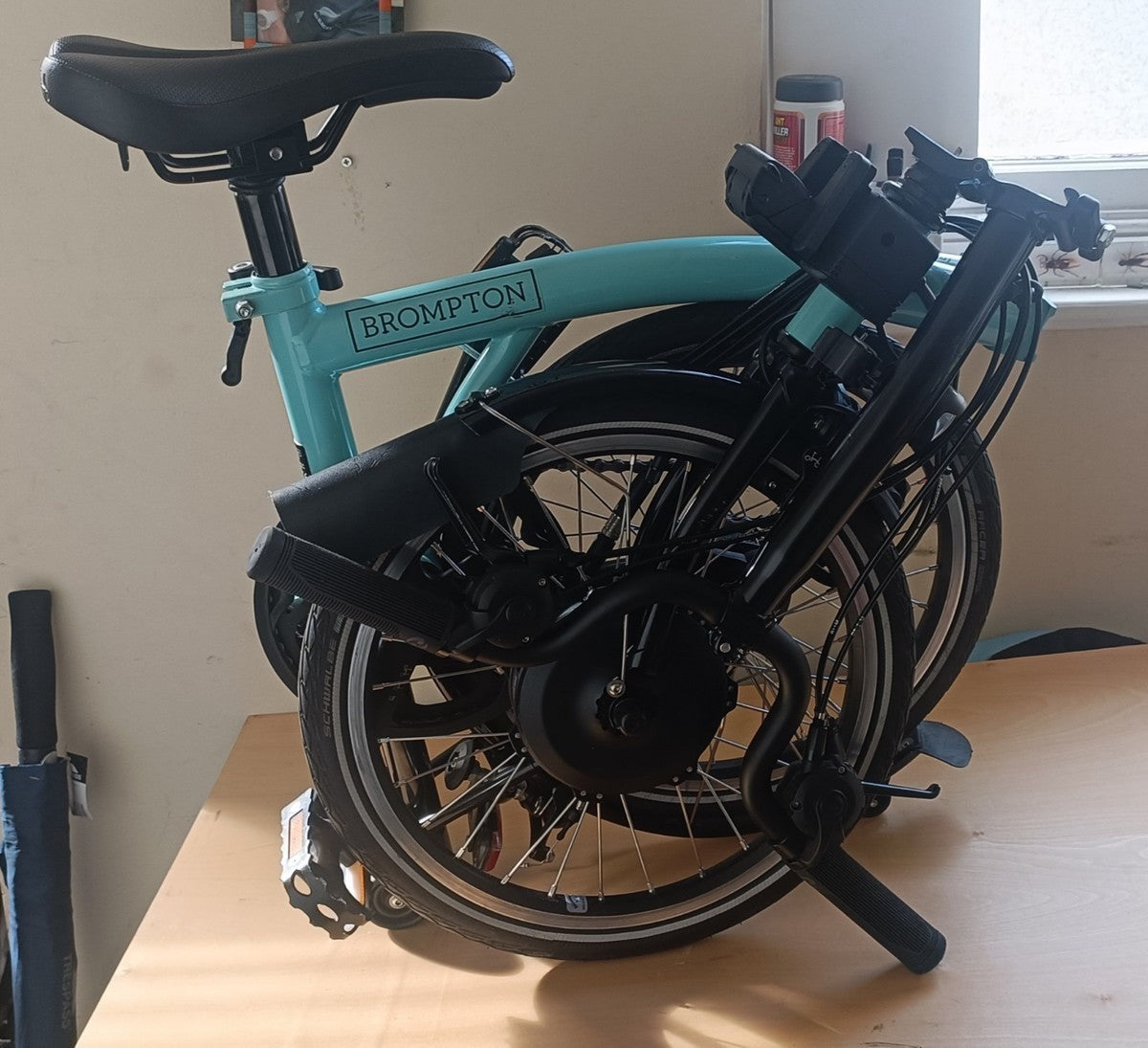 Brompton Bike 6 Speed -e-, Turkish Green, Hardly Used