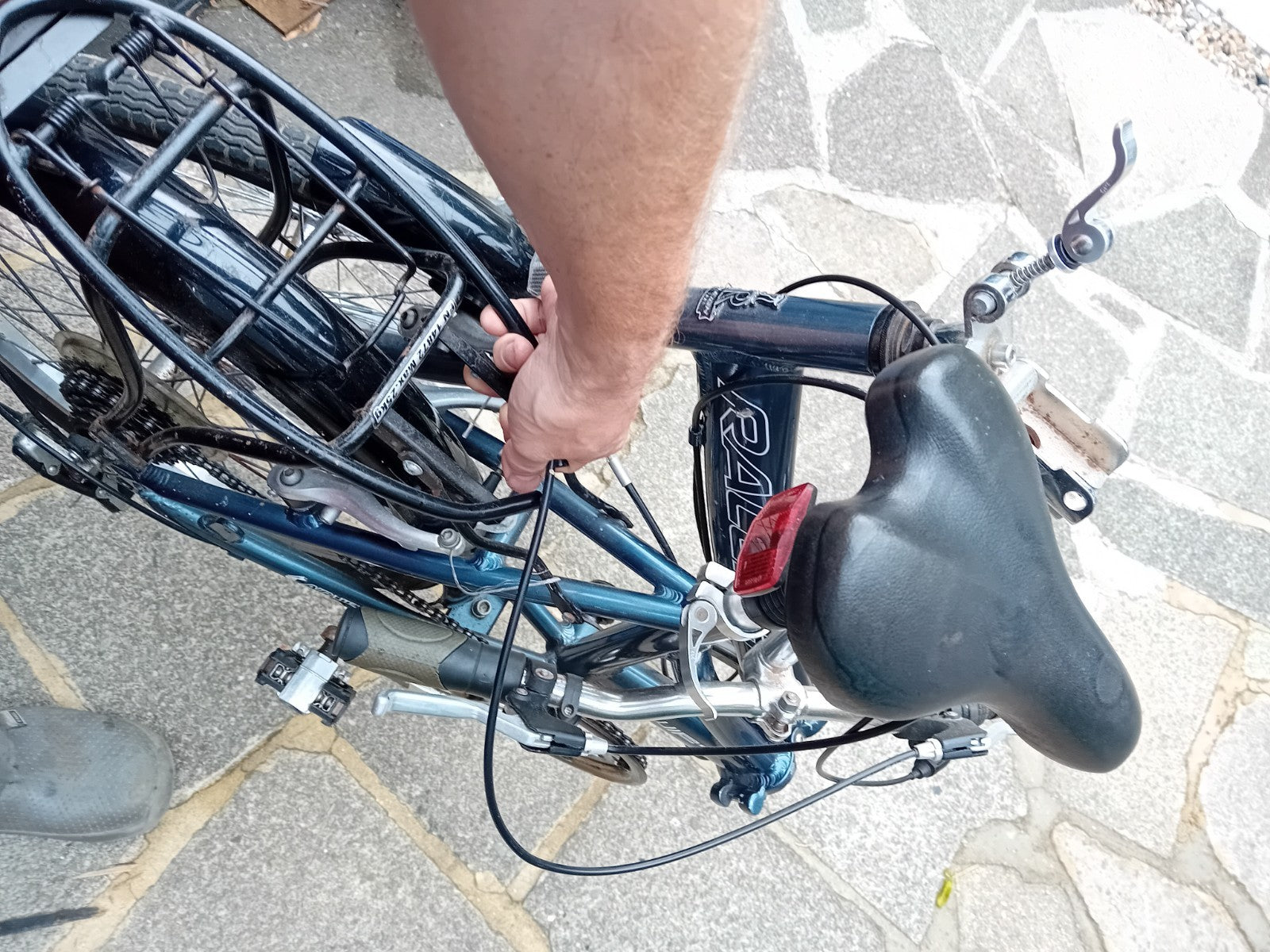 Raleigh Swift Folding Bike
