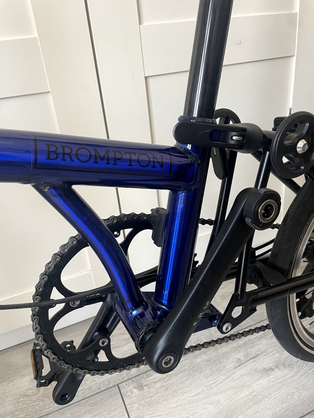 Brompton P-Line Urban - 4-Speed - Bolt Blue Lacquer
