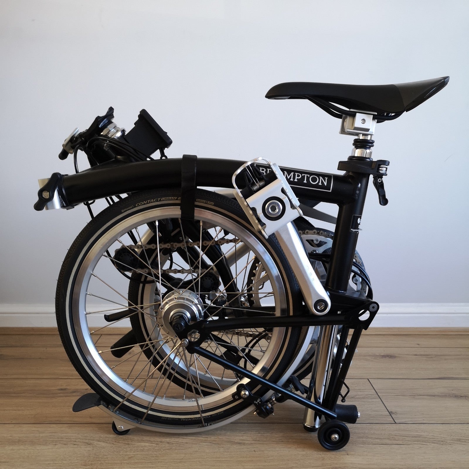 Brompton C Line Explore 6-Speed Matte Black Low Handlebar Folding Bicycle