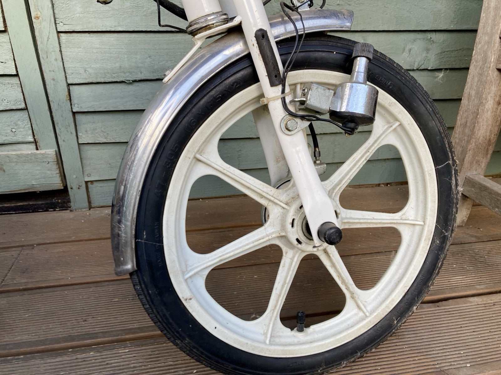 Classic Di-Blasi Folding Bicycle Cycle White 3 gears Drum Brake Nylon Wheels