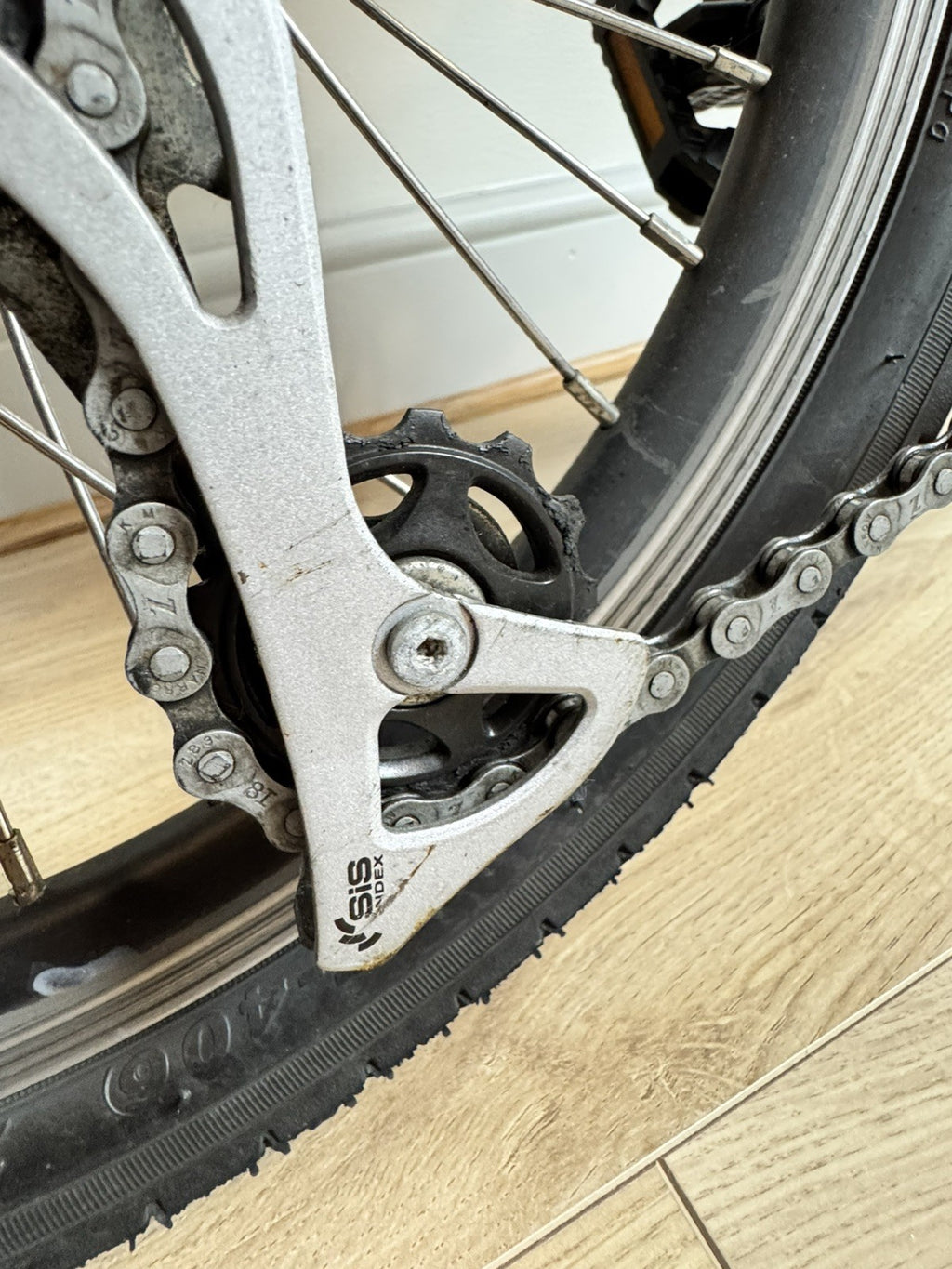 Carrera Crosscity  Bike Pedal Assist