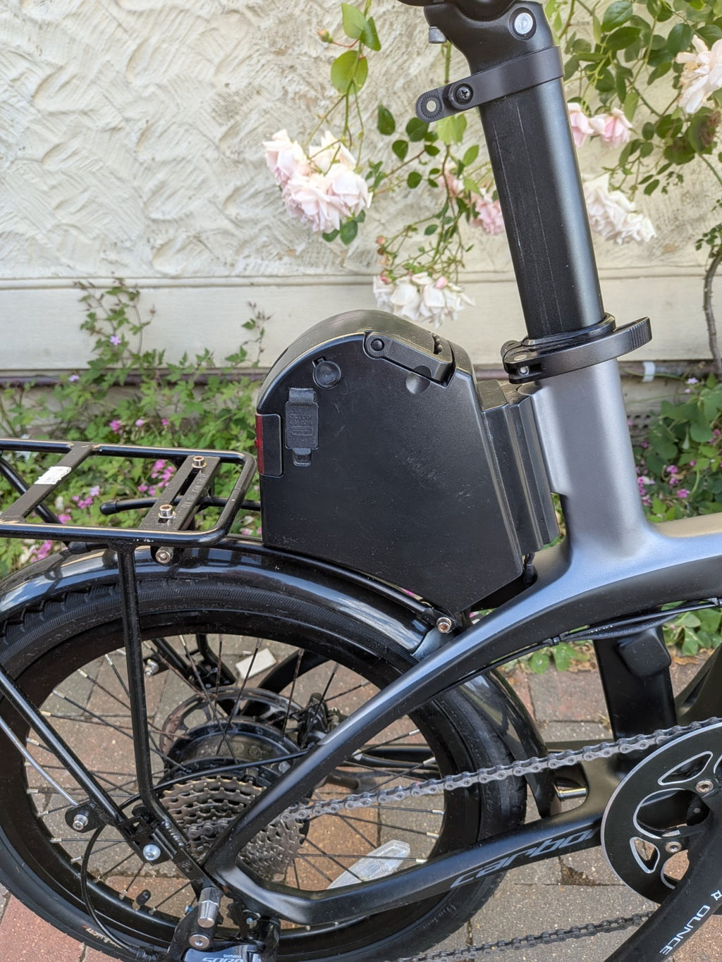 FURO 'E' Powered Folding Bike,FULL CARBON FRAME,EX-DEMO, Ridden For 9 Miles.L@@K
