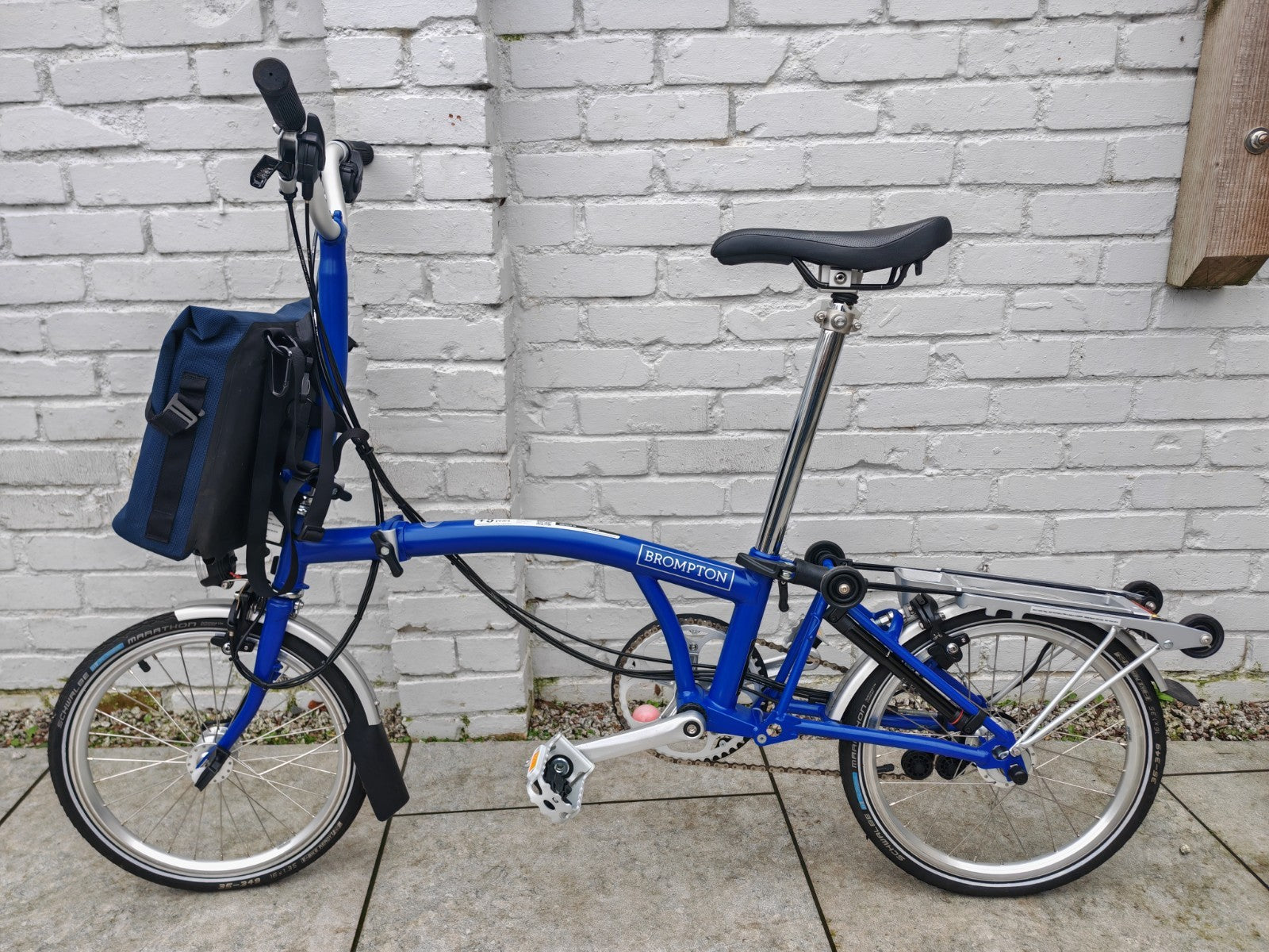 Brompton M6R in Piccadilly Blue Folding bike C Line - approx 10miles used