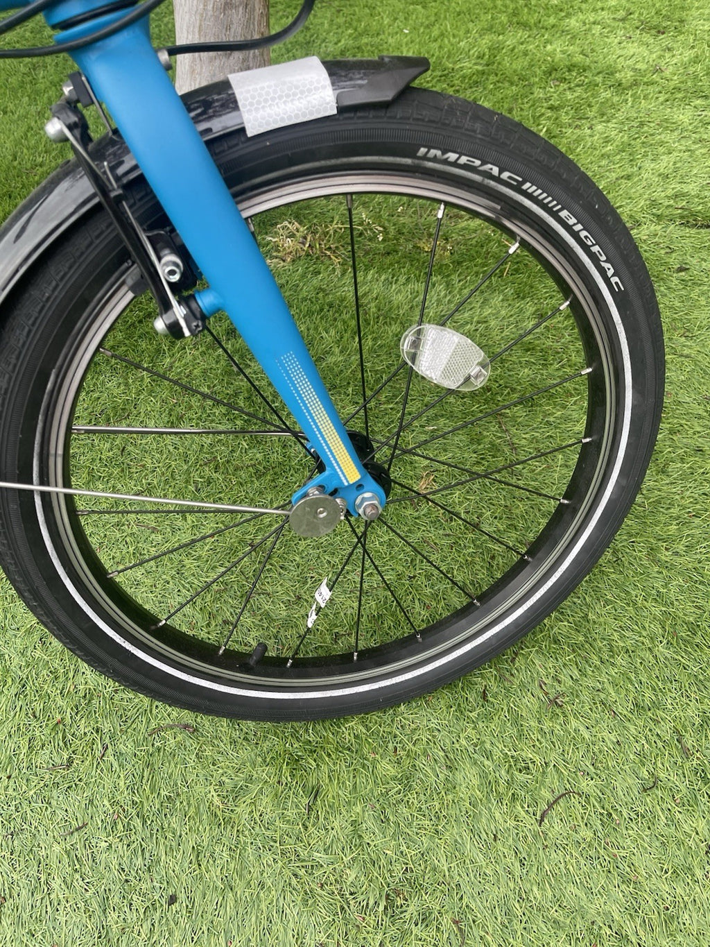 Tern Link C8 Folding Bike 8 Speed – Blue – Great Condition