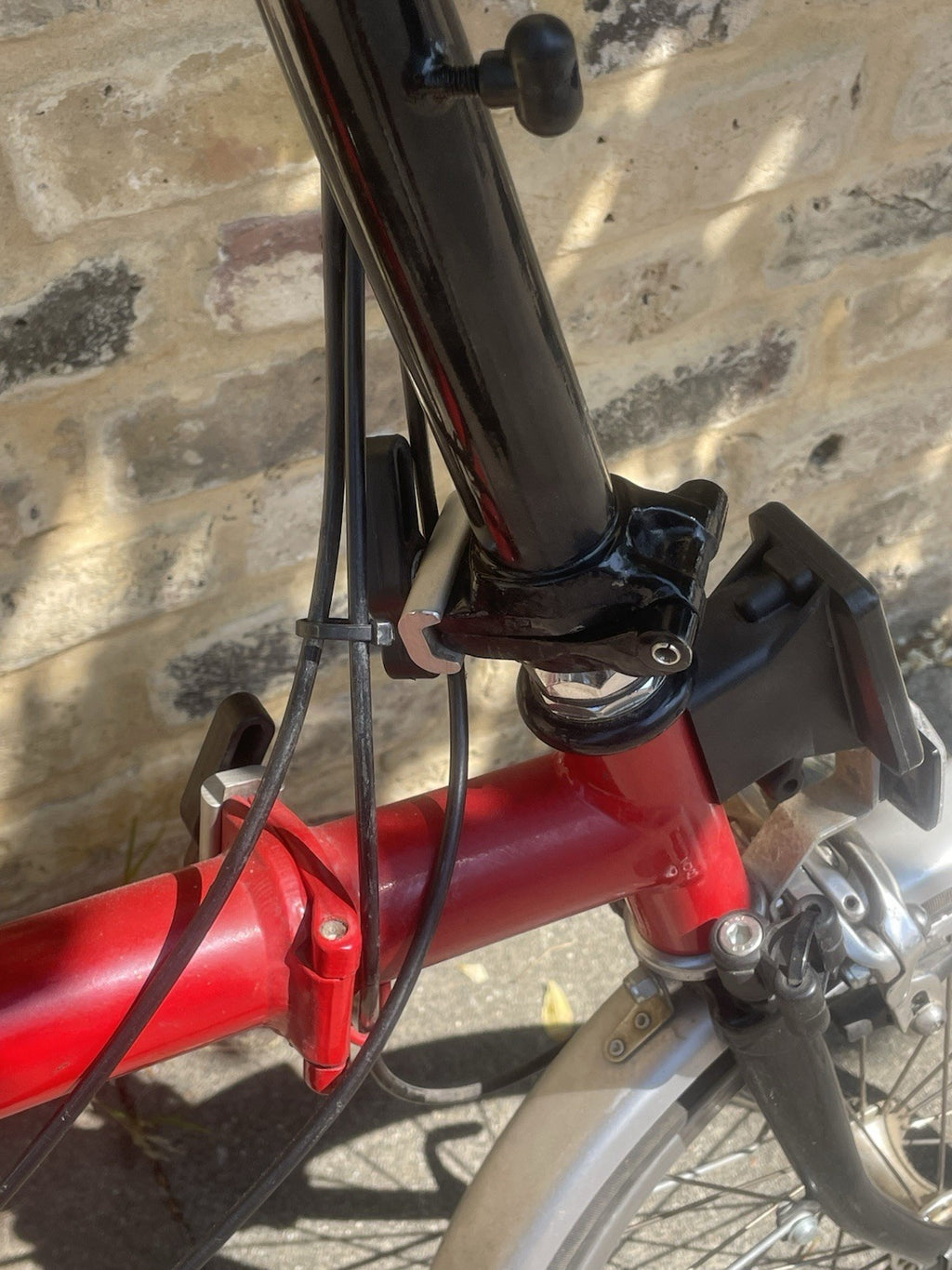 Brompton M3L Folding Bike - Red/Black