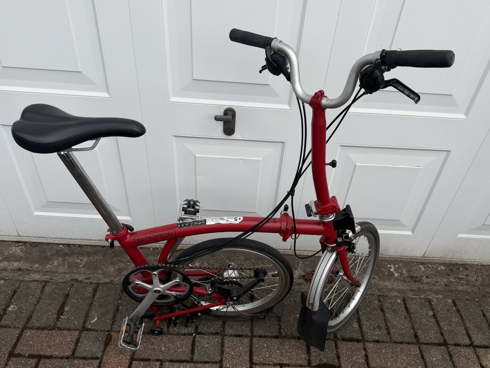 Brompton C Line M6L (6 Speed) folding bicycle - RED 2021 Good Condition