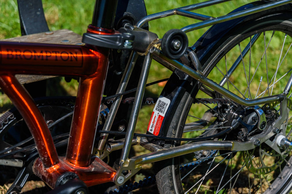Kinetics Brompton. 20" wheels, cable disk brakes, belt drive, 11-speed Alfine