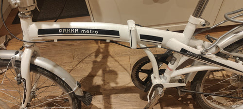 Ammaco Pakka Metro 20 Inch Wheel Folding Commuter Bike - White