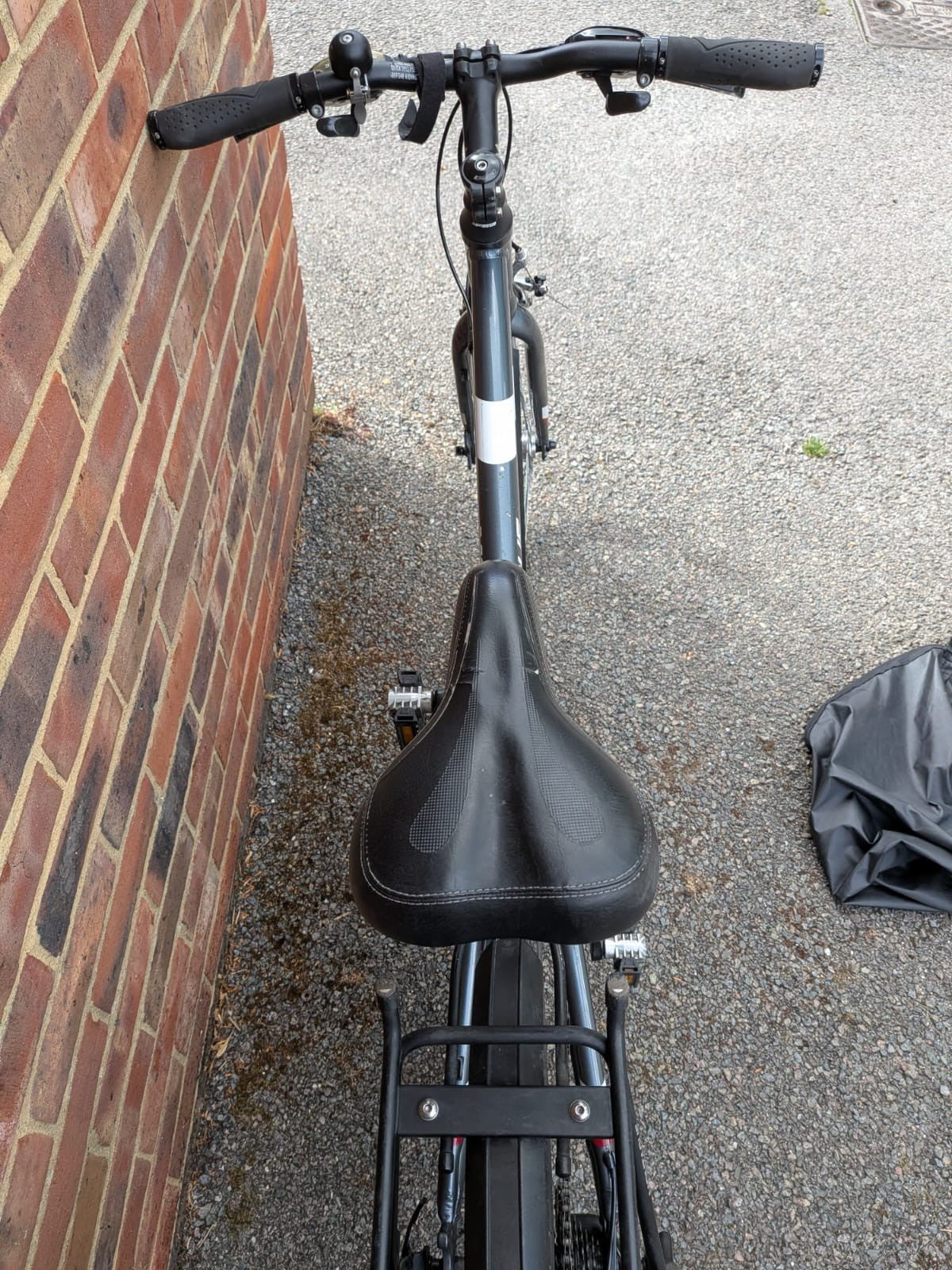 Montague Urban Full-Size Folding Hybrid Bike + Travel Bag (Broken Rear Rack)