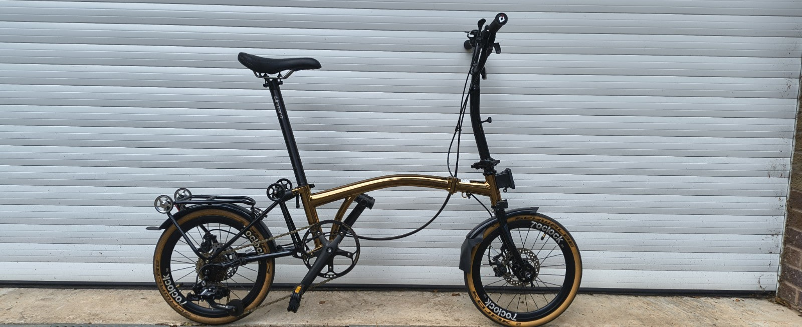 Avro Folding Bike, 16'' Wheels, 9 Speed, Disc Brakes. Alternative To a Brompton.