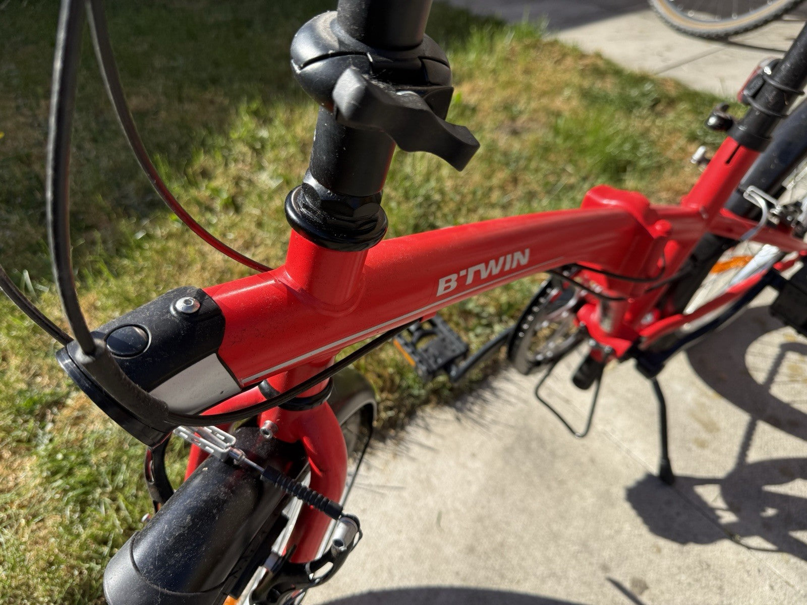 Decathlon BTWIN Tilt 120 Red Folding Bike