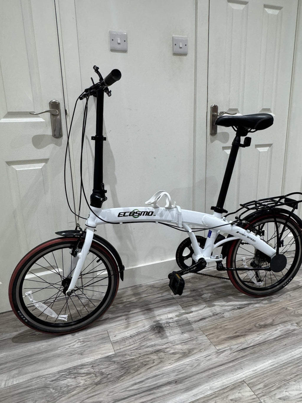 Ecosmo 20 Inch Light Weight Alloy Folding City Bike In Excellent Condition