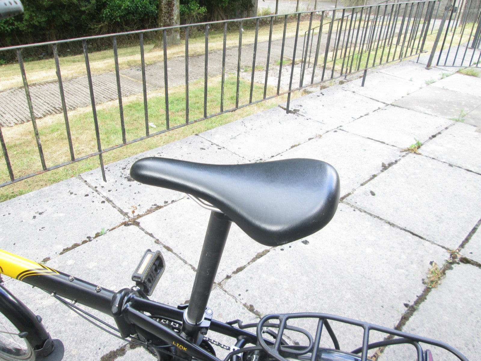 TERN LINK D8 FOLDING BIKE