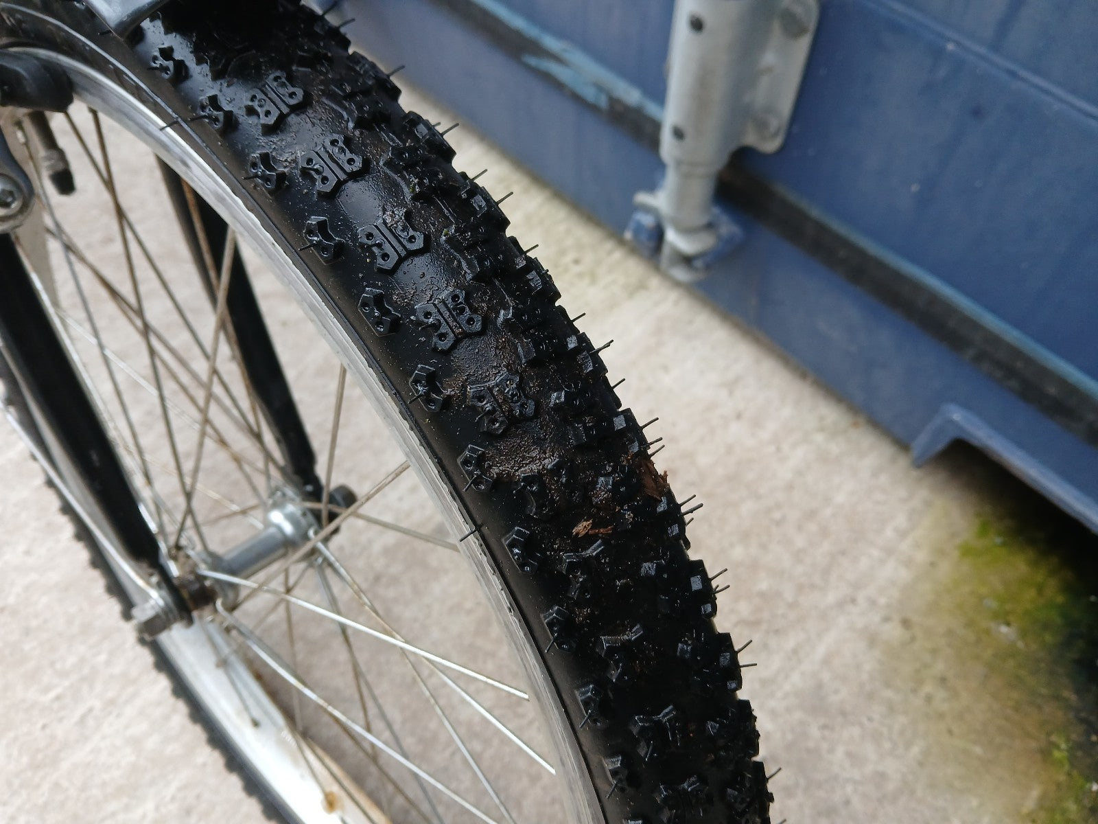 Avelo X Row Folding Bike - 20" Wheel - 6 Gears