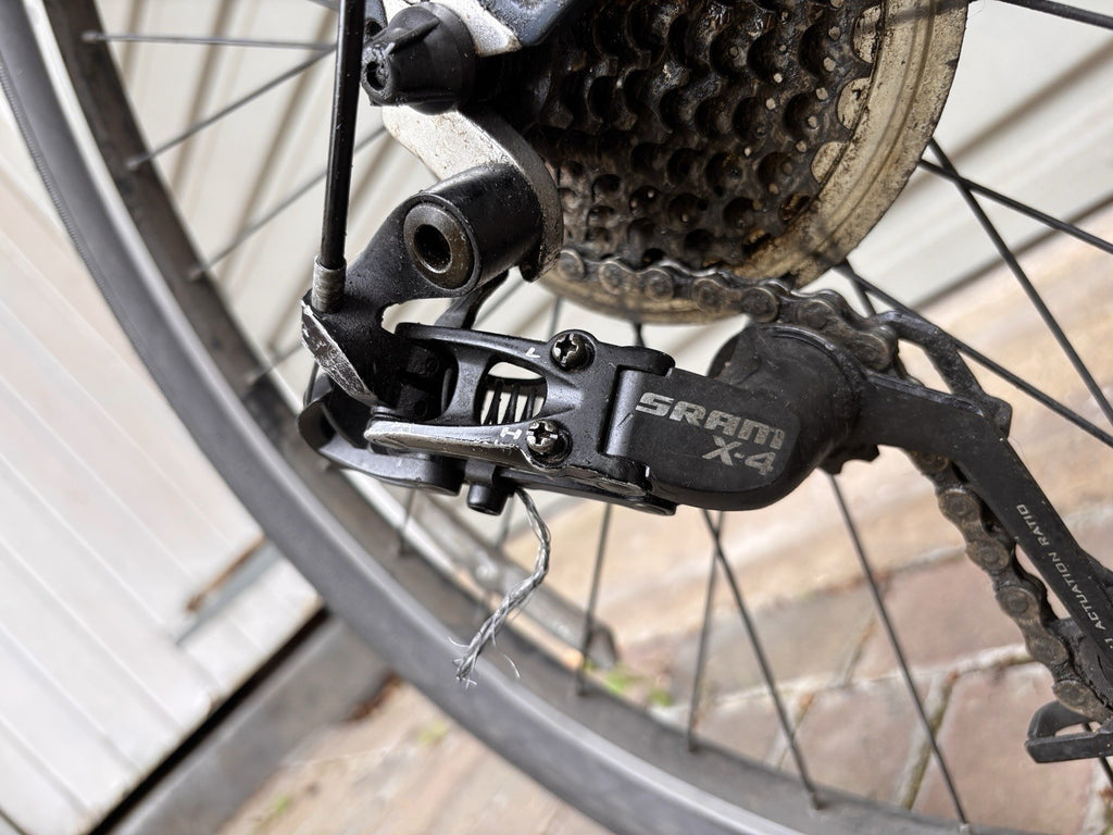Dahon Jack D24 Folding Bike Medium 18” Frame – Good Condition – 24 Speed