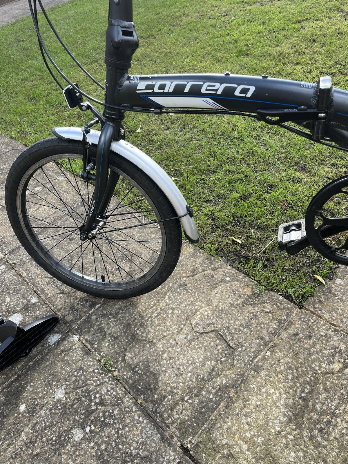 Carrera Intercity Folding Bike