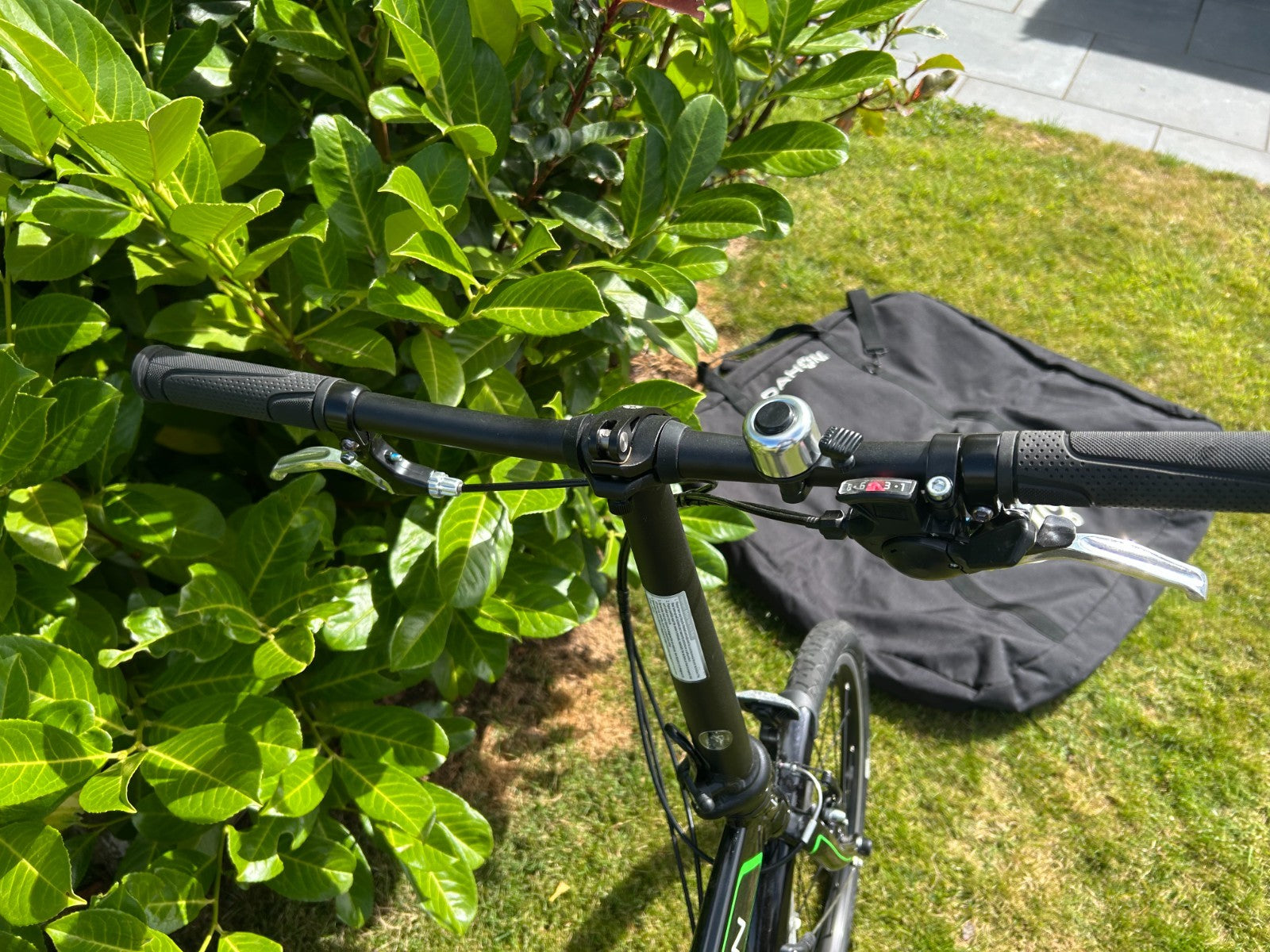 Dahon Vitesse D8 Aluminium Alloy Folding Bike (Tube-compatible)