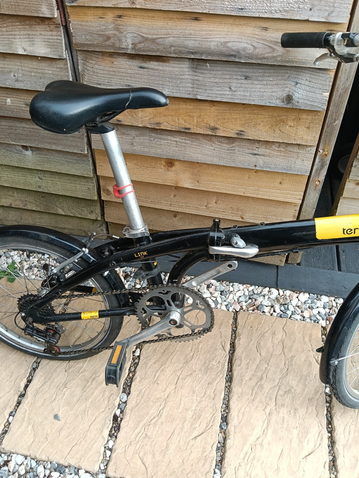 Tern Link C7 Folding Bike. 7 Speed 20" Wheels. Black