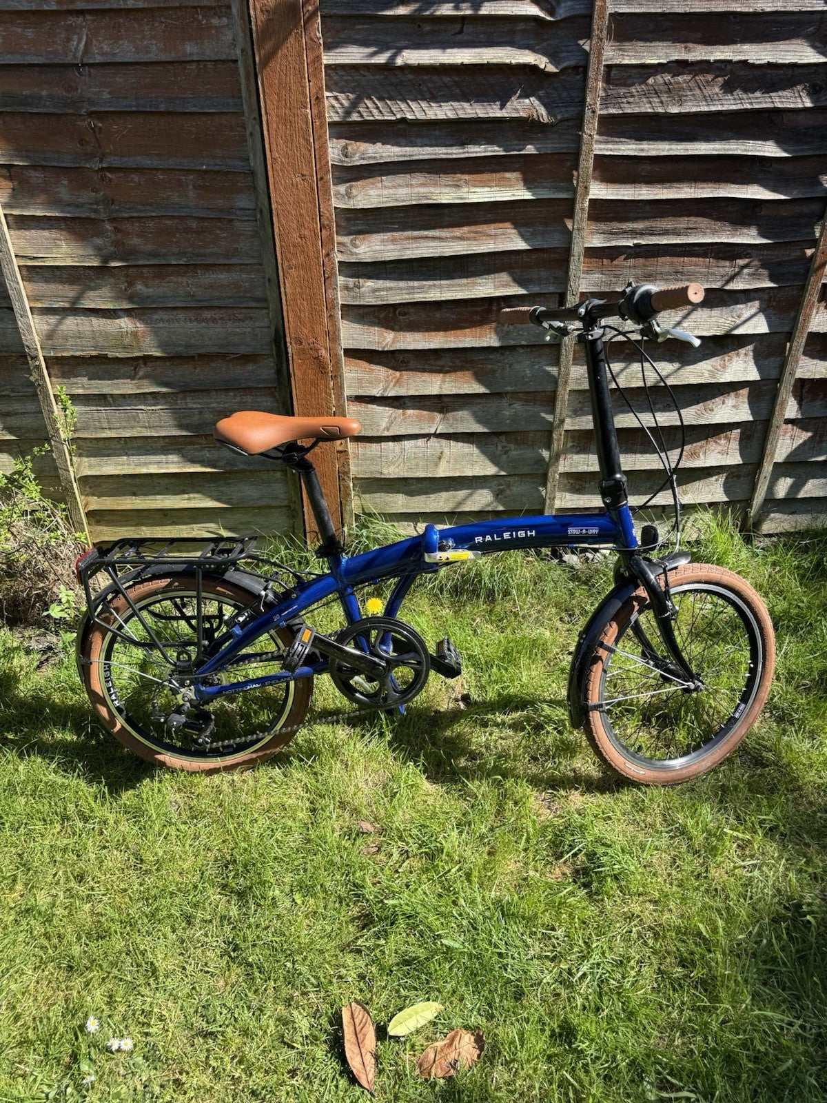 Raleigh Stowaway 20" Folding Bike Dark Blue
