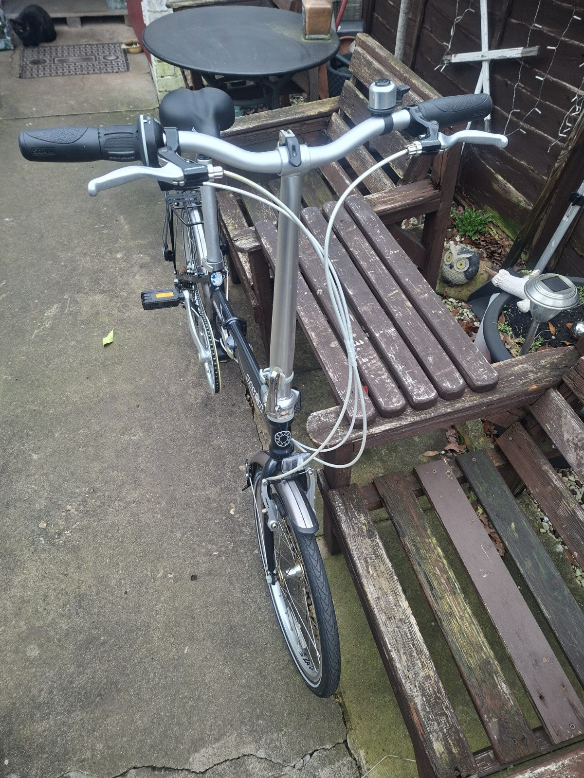 2 x Dahon Speed D7 Folding Bike 7-Speed £140 each