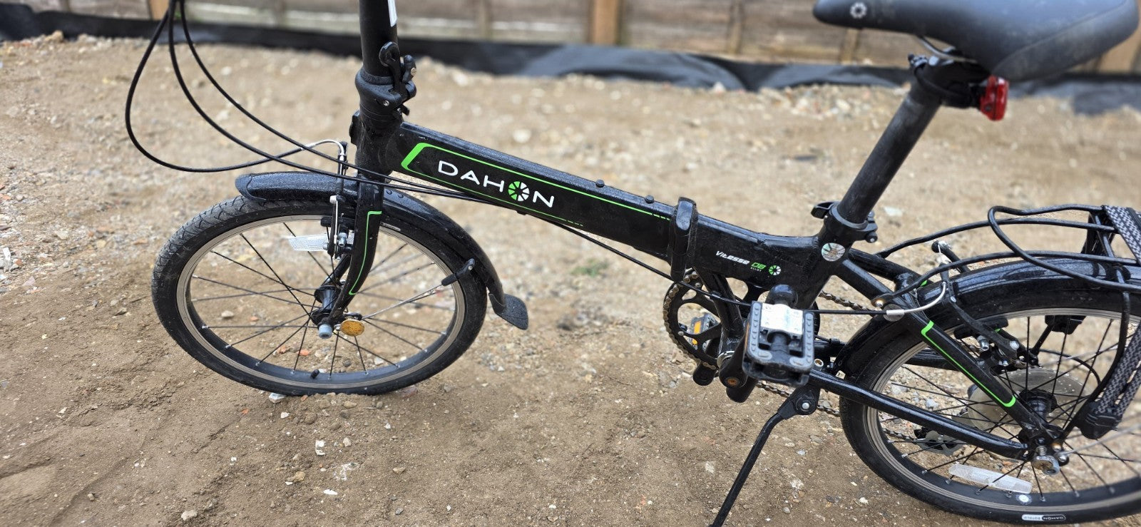 Dahon Vitesse Alloy D8 folding commuter bike, Obsidian black,  superb Condition