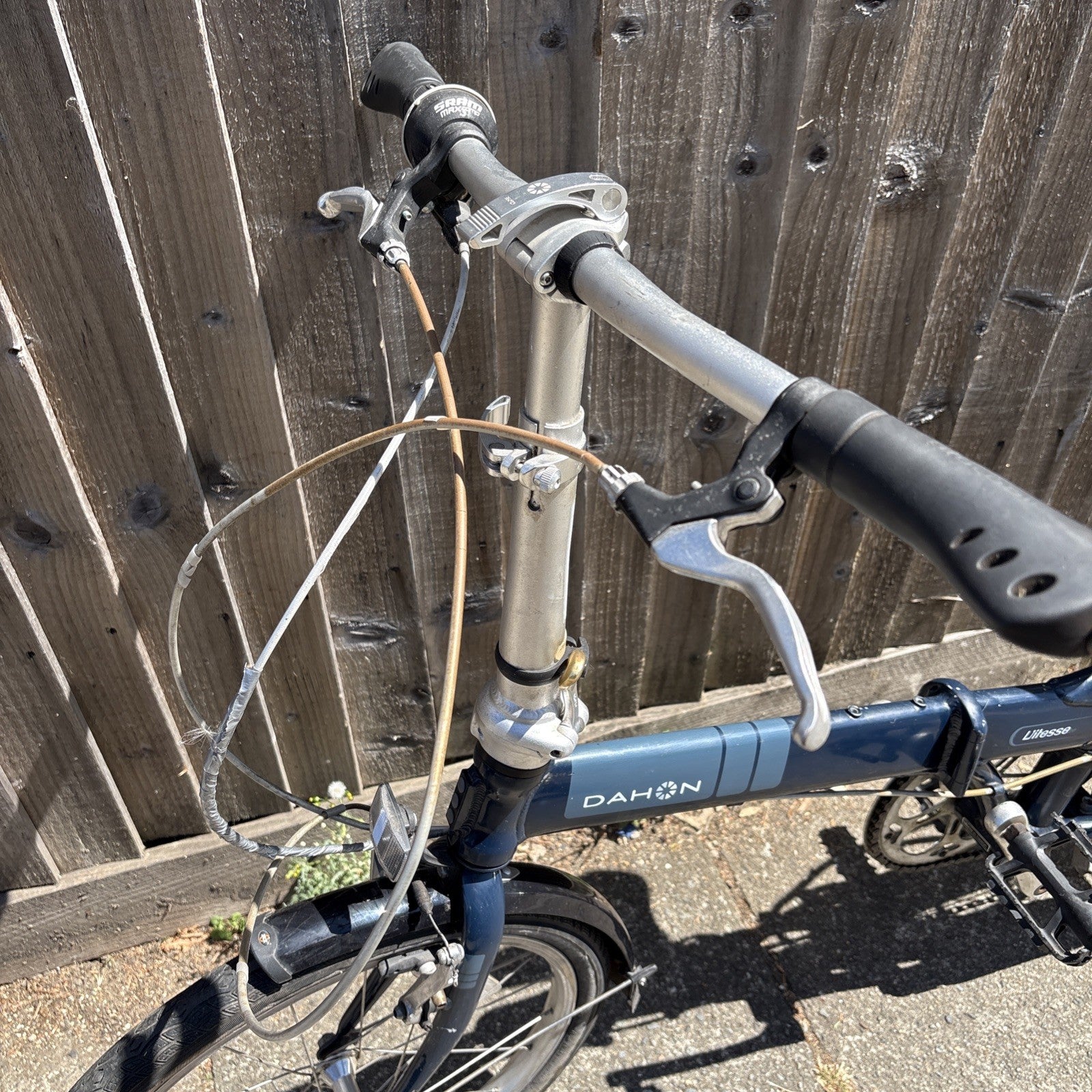 Dahon Vitesse D7 Folding Bike 20" Wheels 7-Speed Shimano Aluminium Commuter